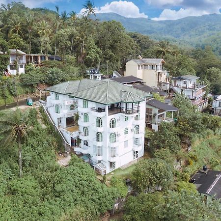 The Peak Pavilion Kandy Bagian luar foto