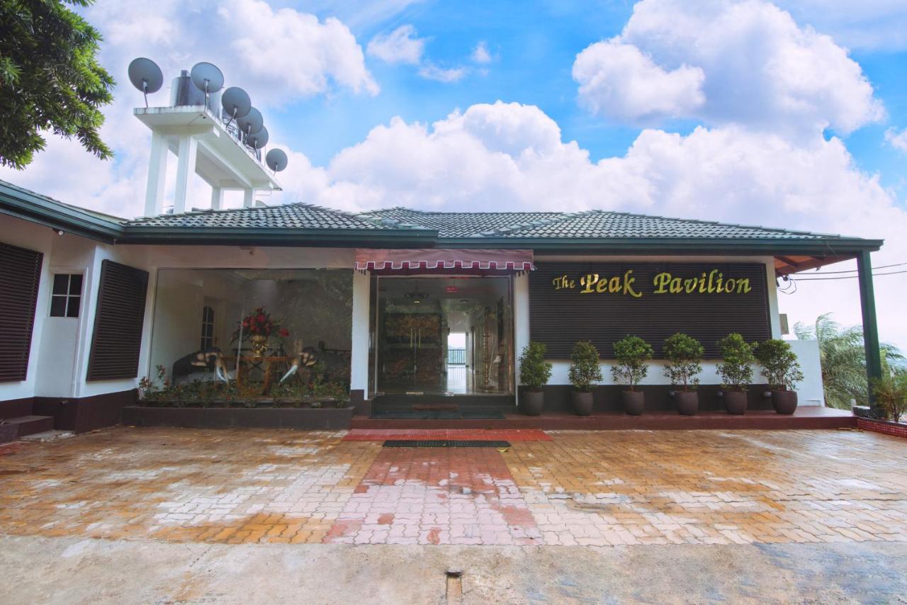 The Peak Pavilion Kandy Bagian luar foto